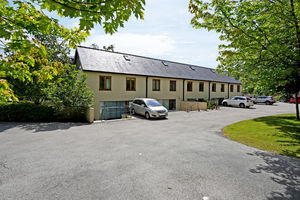 Taptonville Head Broomhill